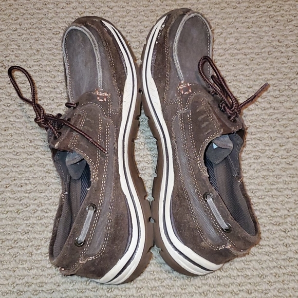 SKECHER'S BOAT SHOES- LAST CALL💙 - Picture 2 of 8